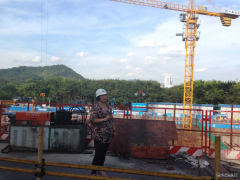 空中女“力士”——记中建二局一公司女塔吊工长郭建辉