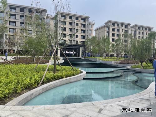 抚矿集团房地产公司：浑河城·七方块项目完成主体结构封顶