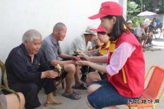 太康县公司：浓浓关爱送老人