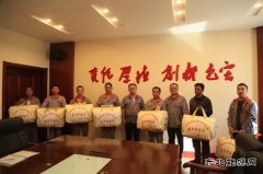 潞安集团焦化公司：积极组织开展“扶贫助学”活动