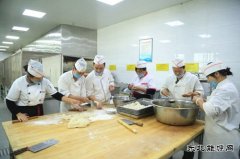 潞安集团焦化公司：“三注重”打造民生改善“升级版”