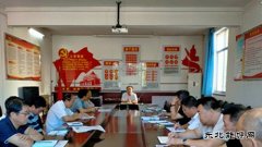 中心社区：新班子、新举措、树立服务新形象