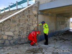 富蕴执法大队联合多部门对公路桥梁、隧道、涵洞开展全面“体检”
