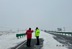 ：Ｖ捶ù蠖诱椒缪 保畅通 守护“平安路”