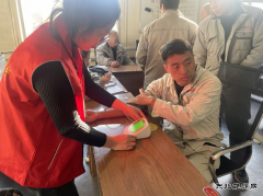 山西潞安焦化有限责任公司：关爱职工健康 温情测量血压