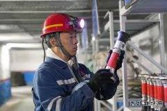 韩家湾煤炭公司通风维修队：“面子”亮起来，“里子”实起来