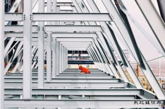 百吨级吊装 毫米级微调